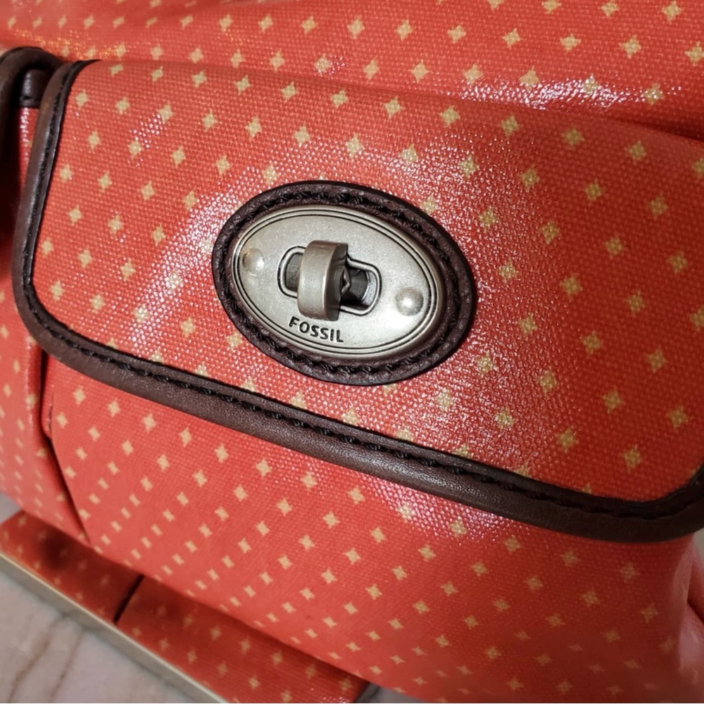 Fossil Key-Per Vintage Coated Orange Canvas Crossbody Bag Purse - Picture 3 of 11